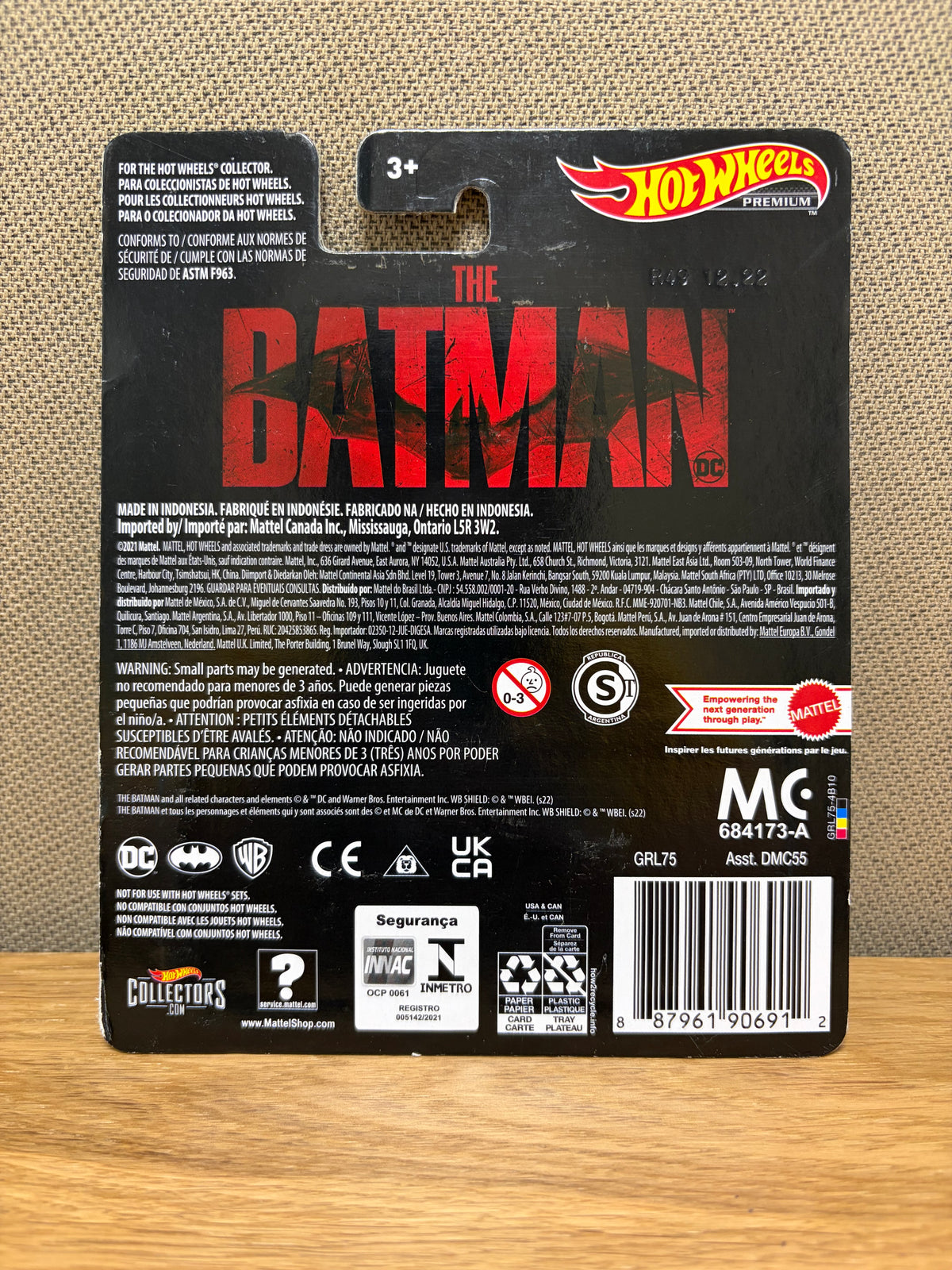 Hot Wheels Premium - Batmobile (The Batman)